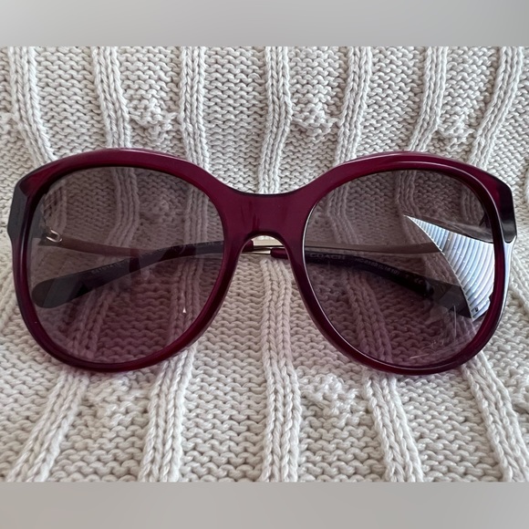 Coach Women’s Burgundy Rose Gradient Cat Eye Sunglasses. NEW (never worn) - Picture 1 of 6